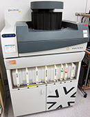 自動染色装置 Roche VENTANA Discovery XT